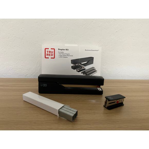 TRU RED Desktop Stapler Kit 20-Sheet Capacity Black TR58081 - Picture 5 of 10